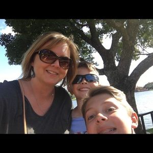 Meet your Posher, Karen